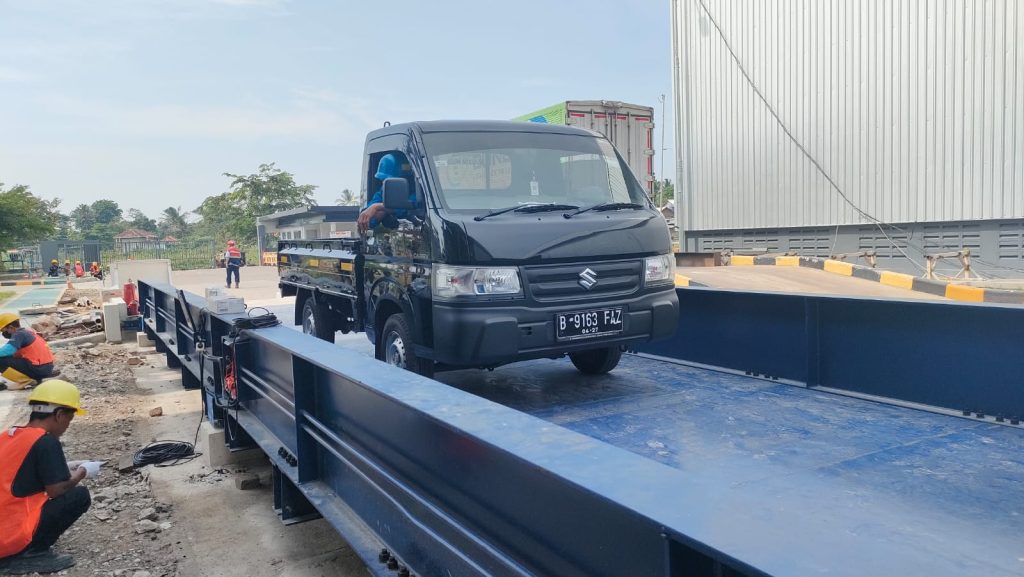 pemeriksaan dan perawatan timbangan truk
